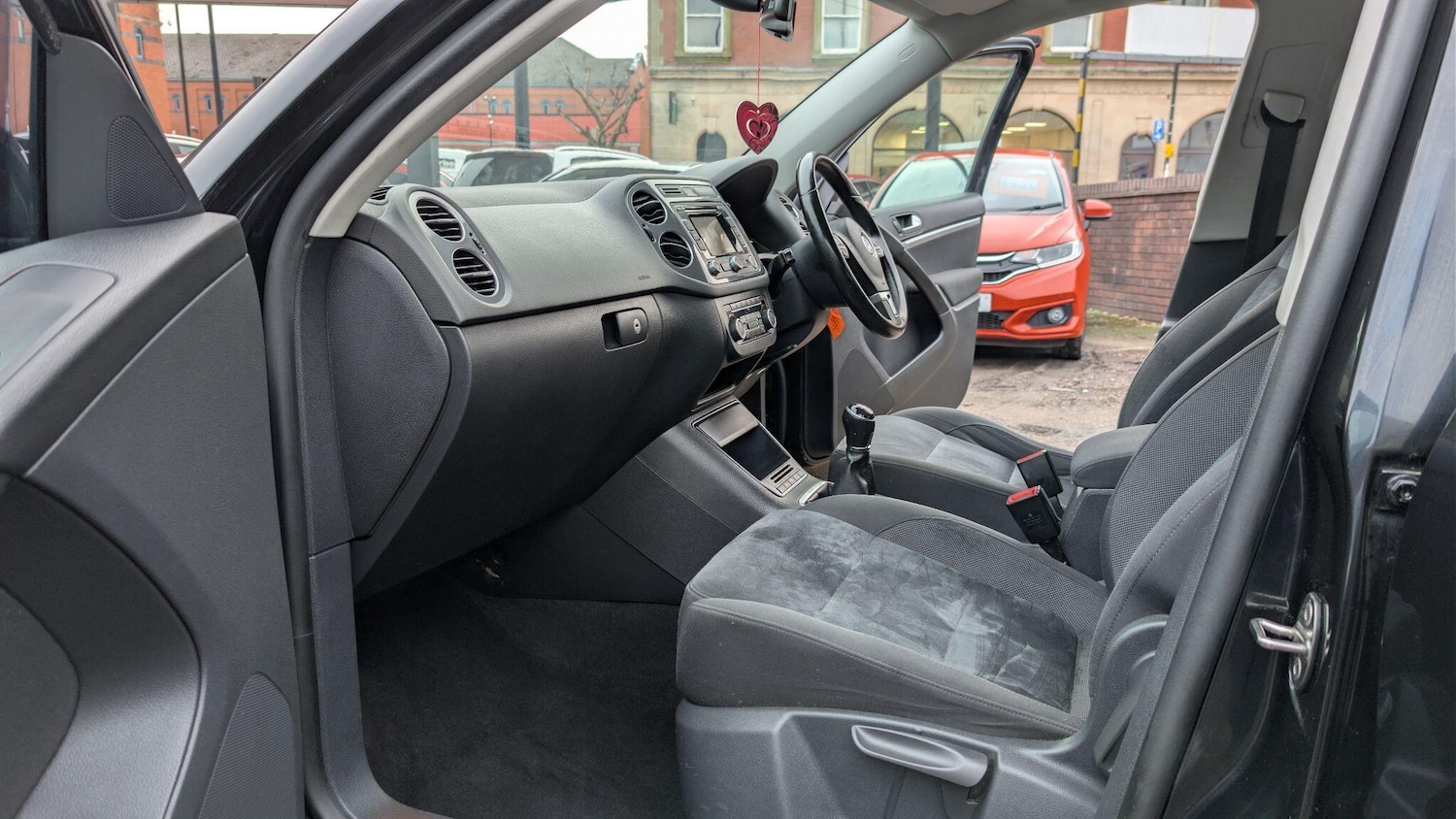 Used Volkswagen Tiguan 2013 for sale - 77022896: Photo 32