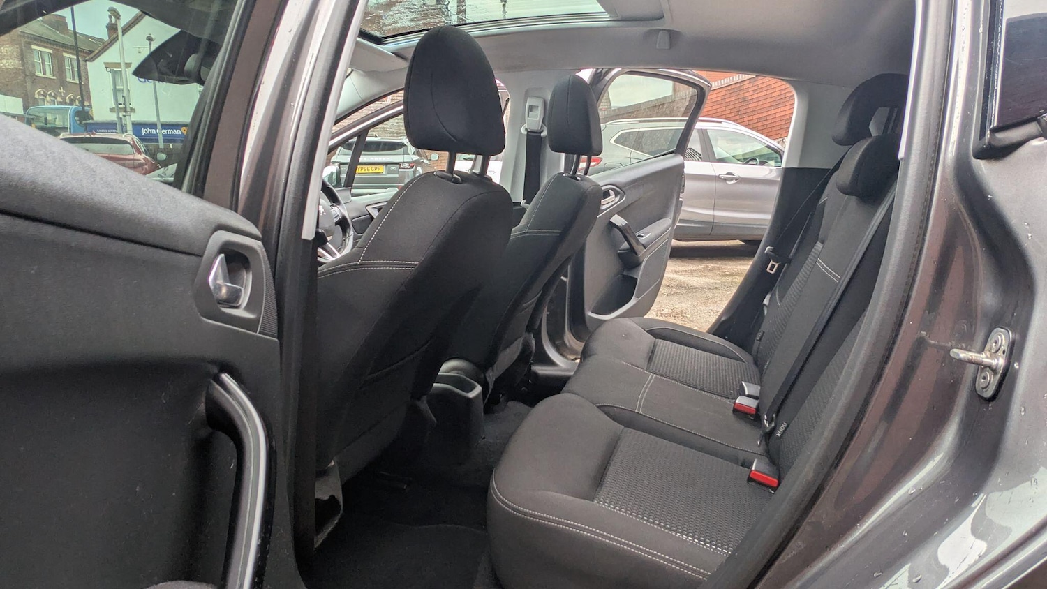 Used Peugeot 208 2019 for sale - 77281213: Photo 11