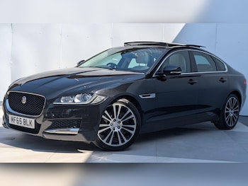 Used Jaguar XF 2015 for sale - 78994886: Photo