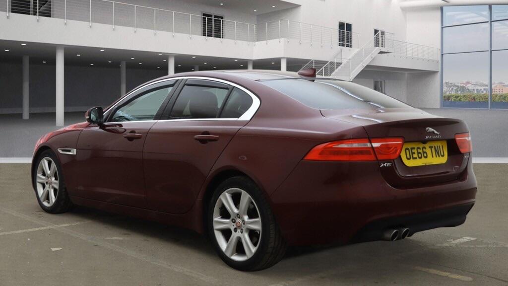 Used Jaguar XE 2017 for sale - 77799894: Photo 3