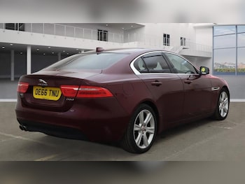 Used Jaguar XE 2017 for sale - 77799894: Photo