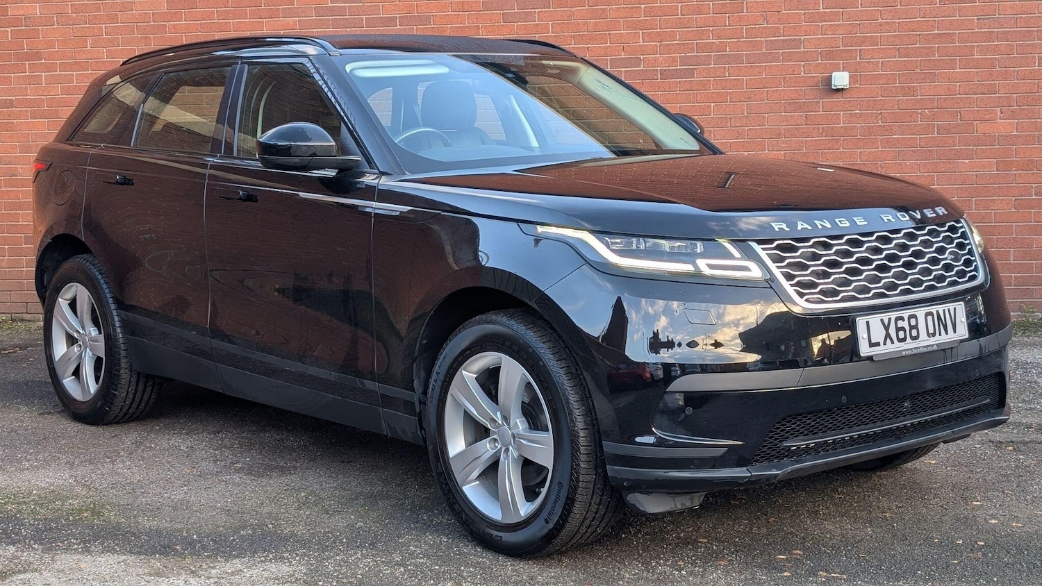 Used Land Rover Range Rover Velar 2018 for sale - 77022899: Photo 1