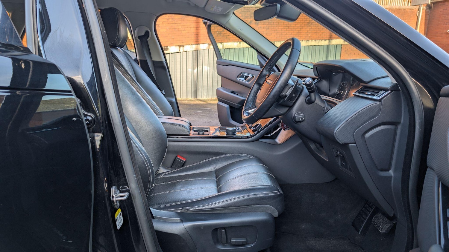 Used Land Rover Range Rover Velar 2018 for sale - 77022899: Photo 12