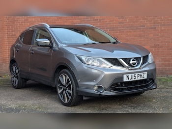 Used Nissan Qashqai 2015 for sale - 76893358: Photo
