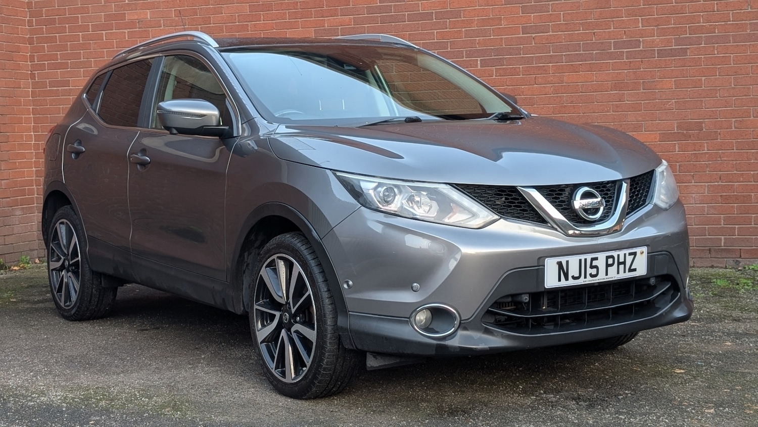 Used Nissan Qashqai 2015 for sale - 76893358: Photo 2