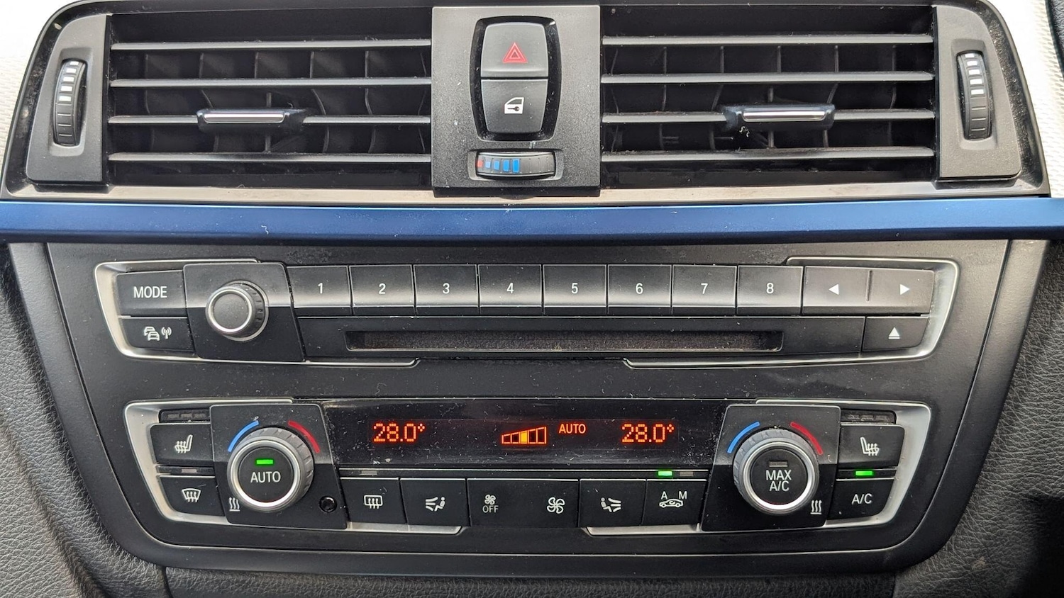 Used BMW 3 Series 2014 for sale - 77022928: Photo 8