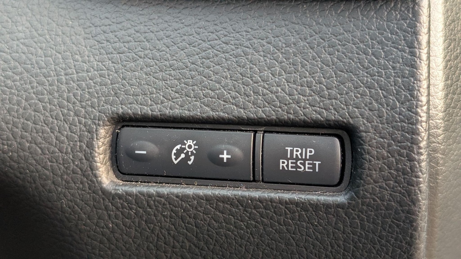 Used Nissan Qashqai 2015 for sale - 77022891: Photo 19