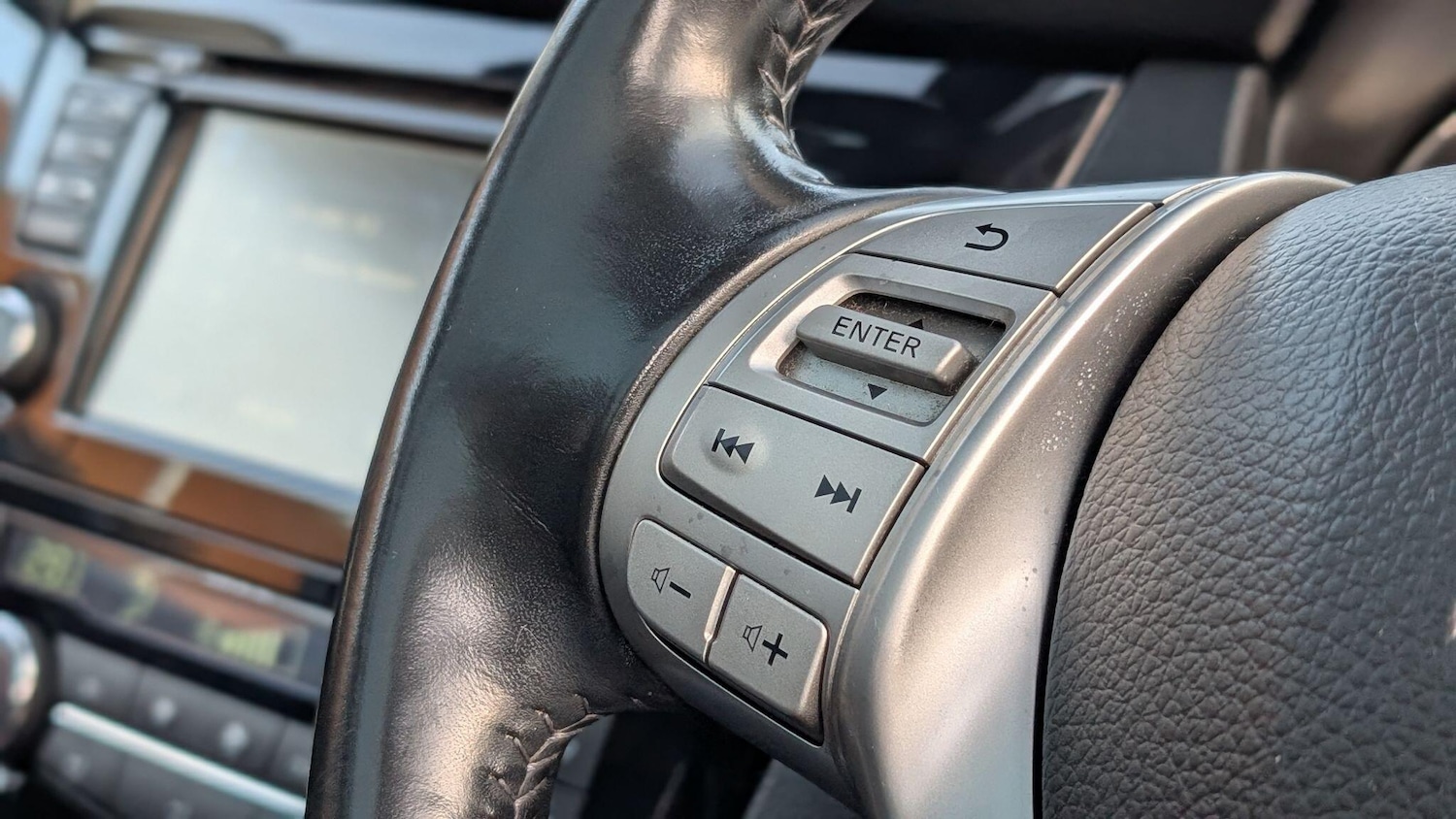 Used Nissan Qashqai 2015 for sale - 77022891: Photo 22