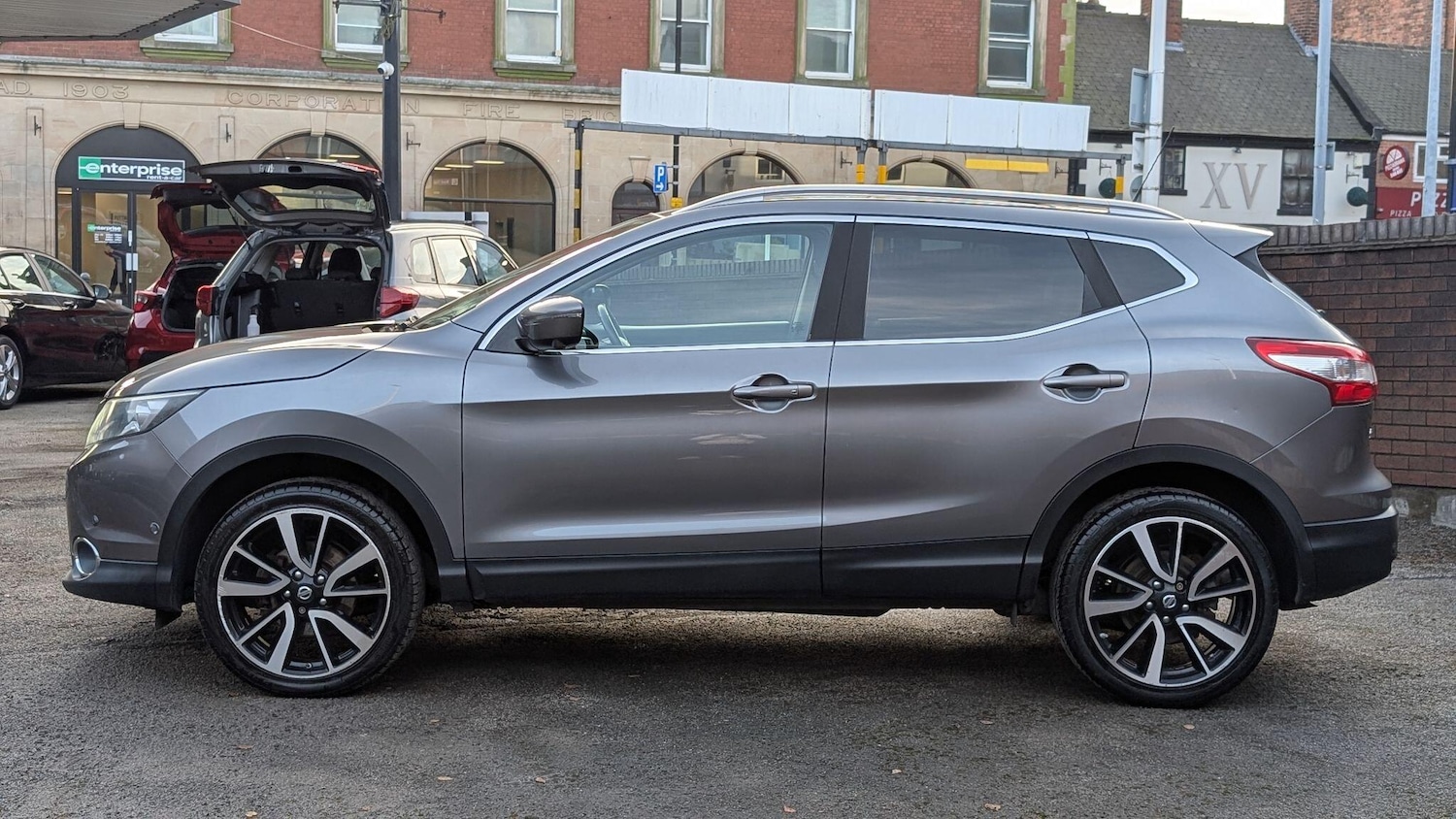 Used Nissan Qashqai 2015 for sale - 77022891: Photo 6