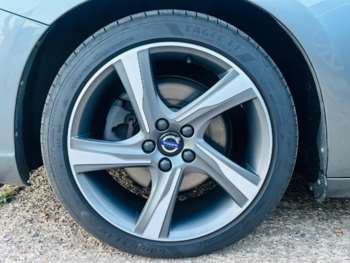 Used Volvo V60 2016 for sale - 75109907: Photo
