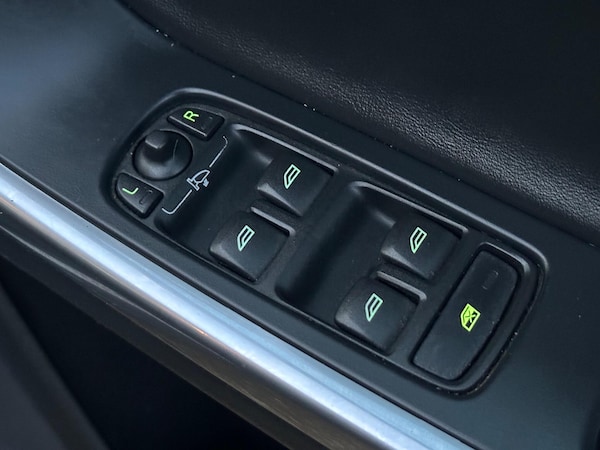Used Volvo V60 2016 for sale - 75751683: Photo 13