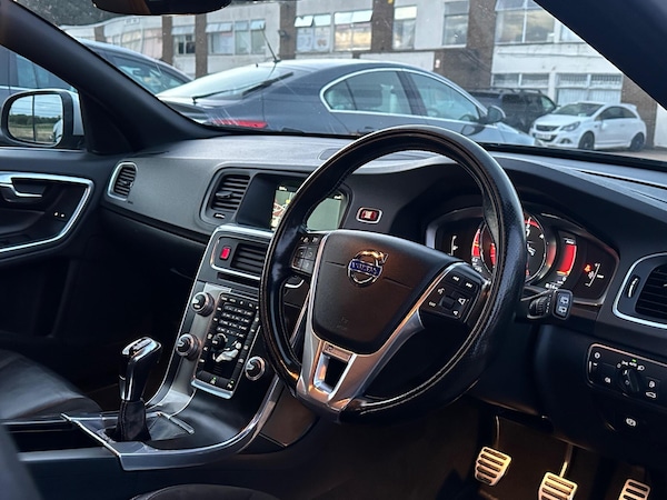 Used Volvo V60 2016 for sale - 75751683: Photo 14
