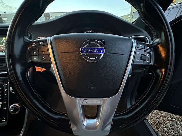Used Volvo V60 2016 for sale - 75751683: Photo 17