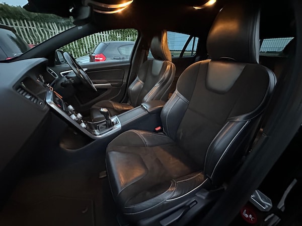 Used Volvo V60 2016 for sale - 75751683: Photo 36