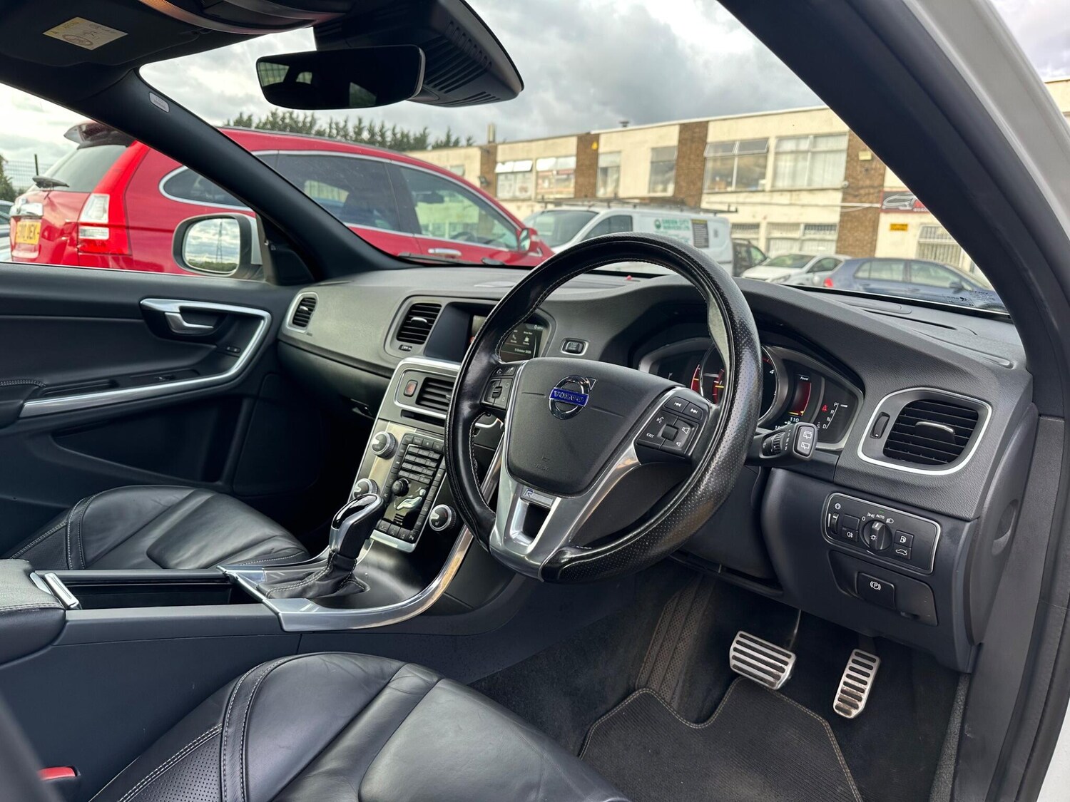 Used Volvo V60 2016 for sale - 76094091: Photo 13