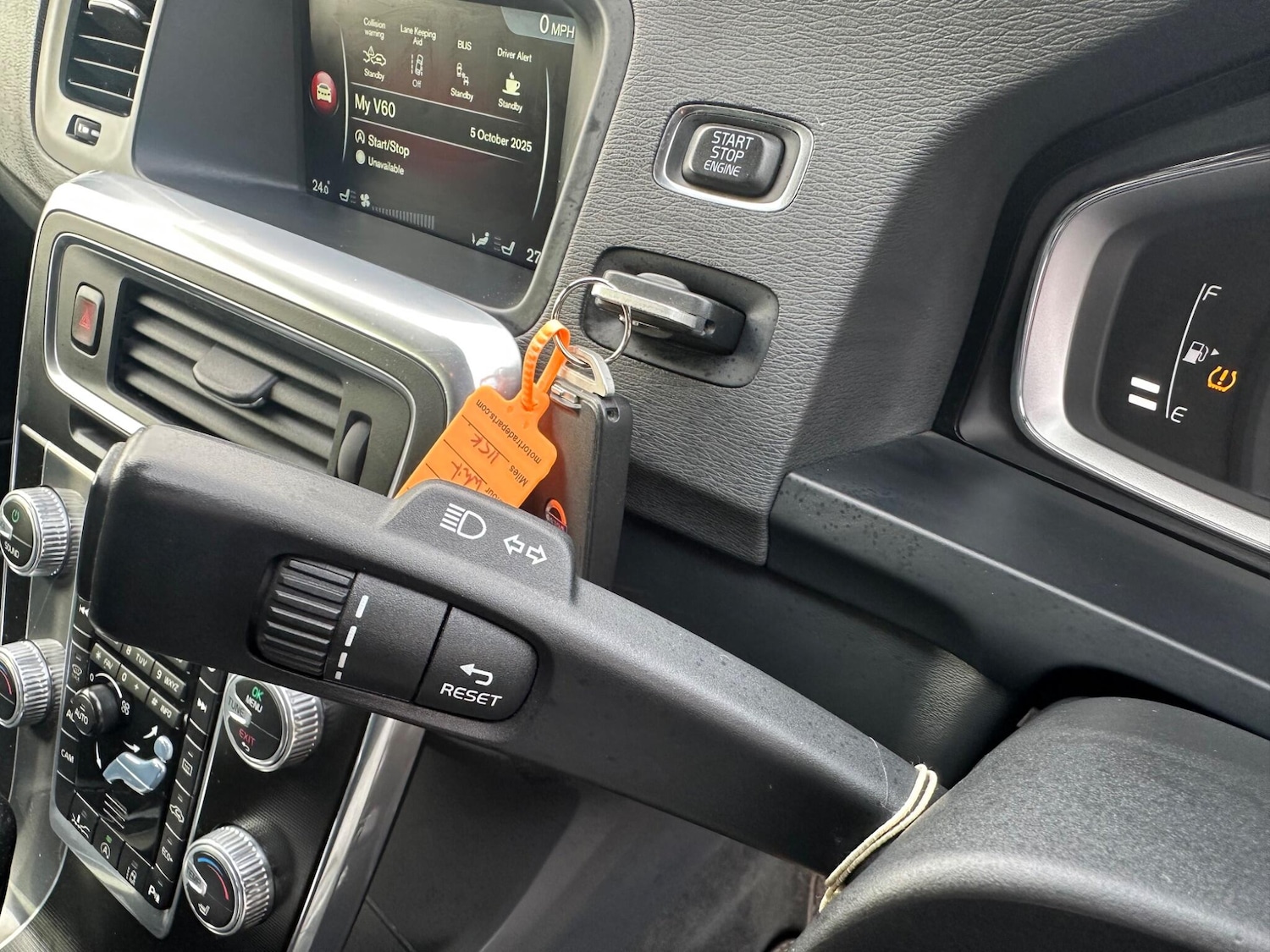 Used Volvo V60 2016 for sale - 76094091: Photo 15