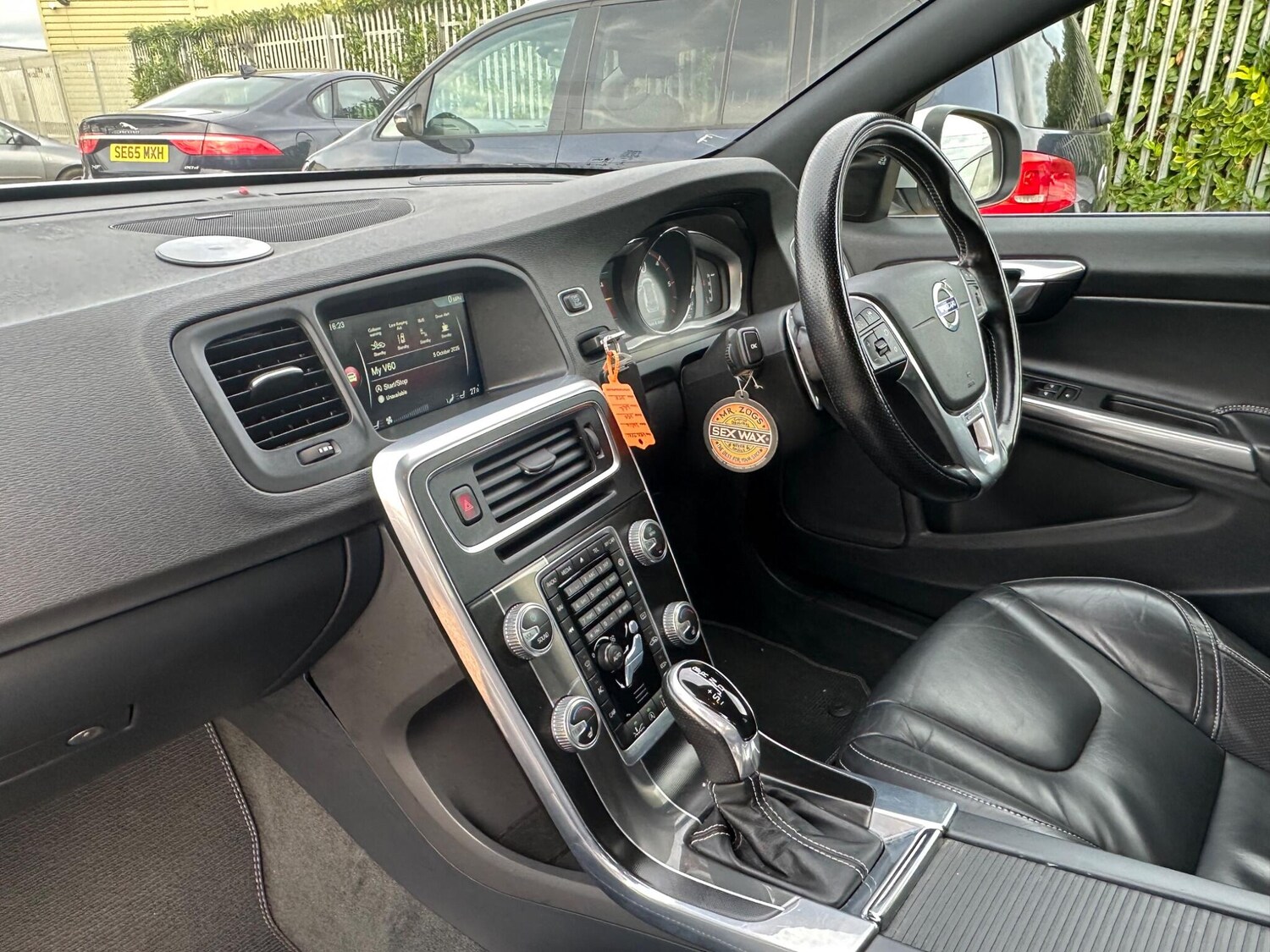 Used Volvo V60 2016 for sale - 76094091: Photo 50