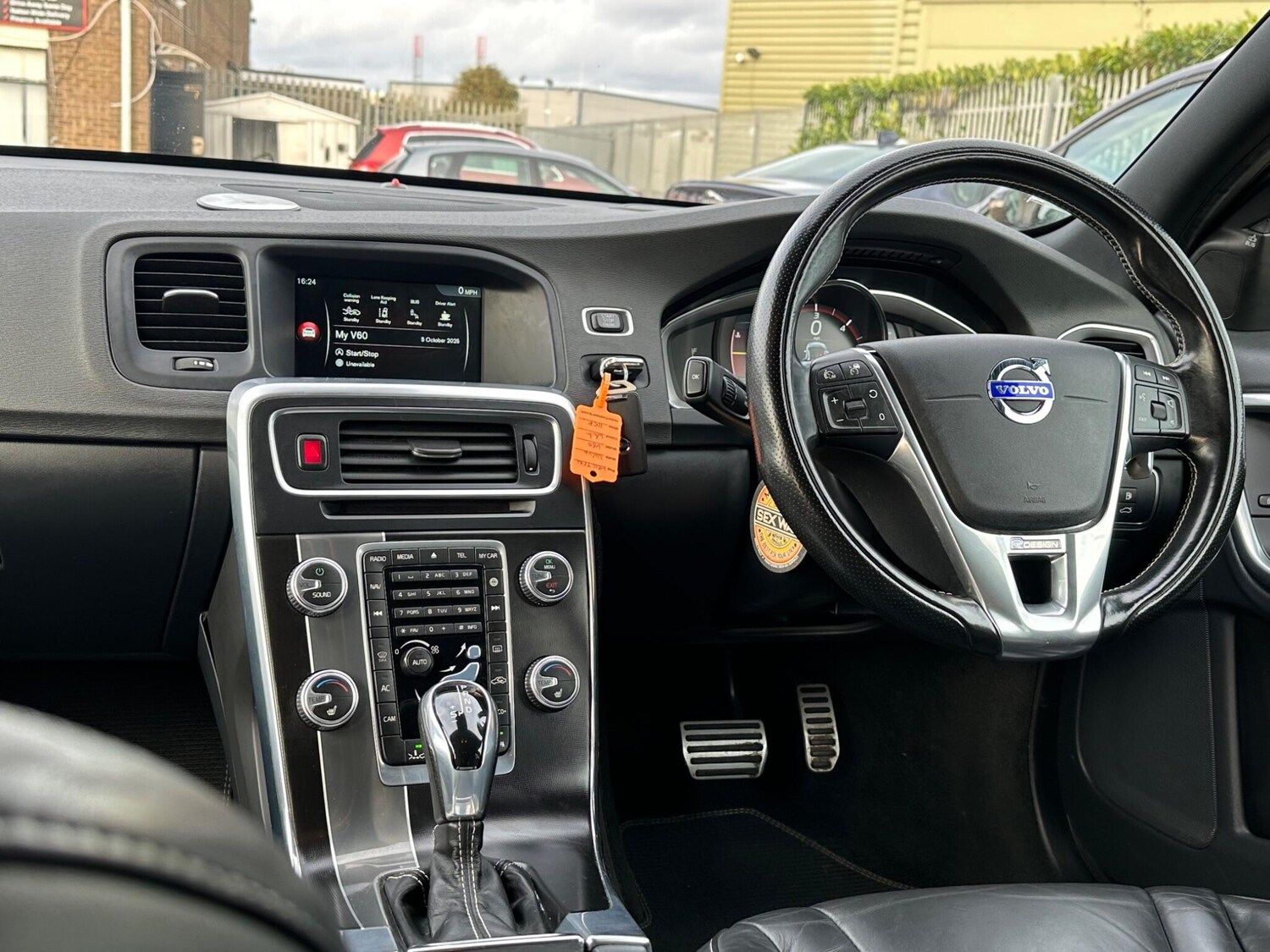 Used Volvo V60 2016 for sale - 76094091: Photo 53