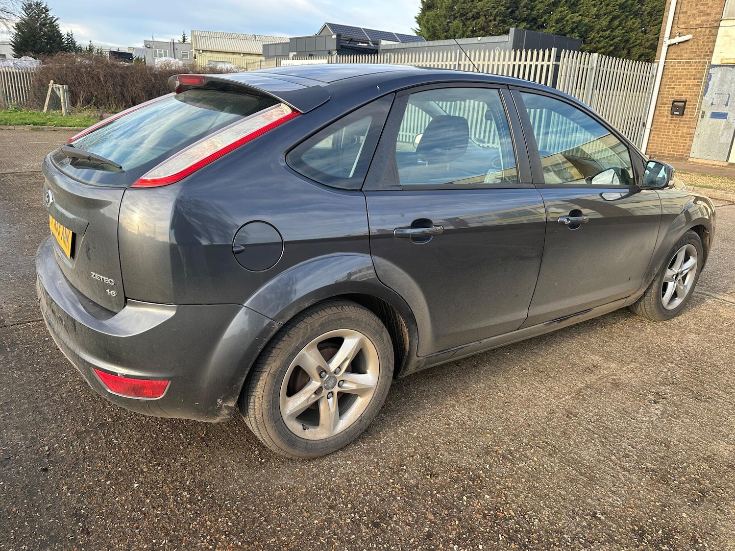 Used Ford Focus 2009 for sale - 77015457: Photo 8