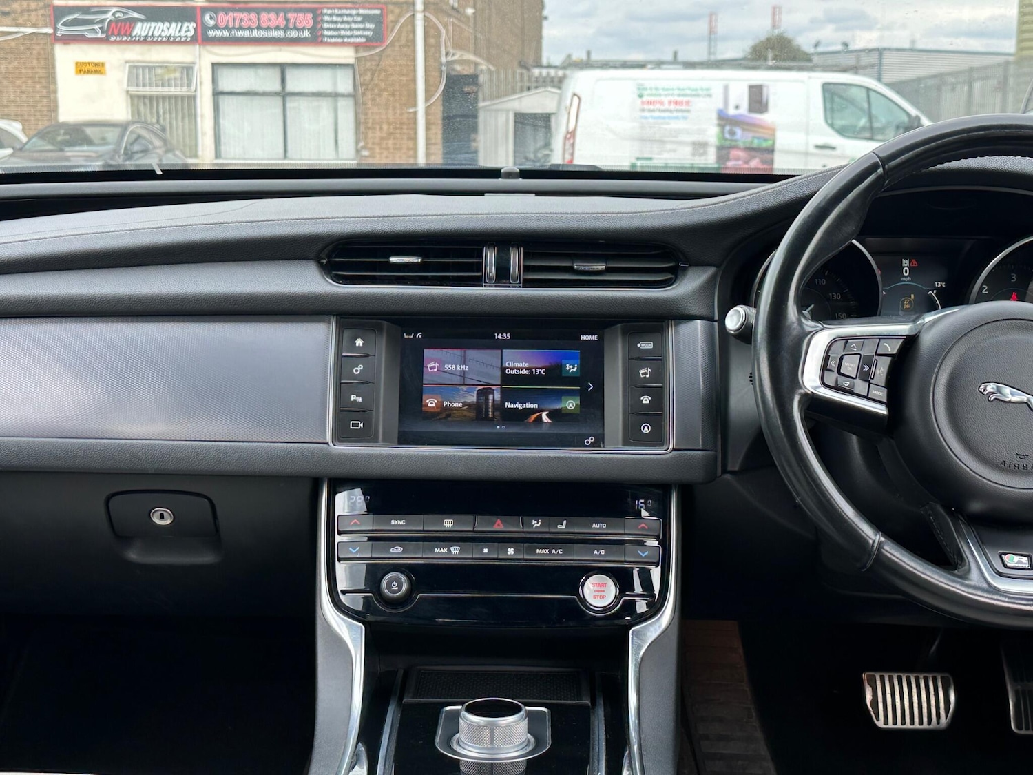 Used Jaguar XF 2016 for sale - 75751666: Photo 16