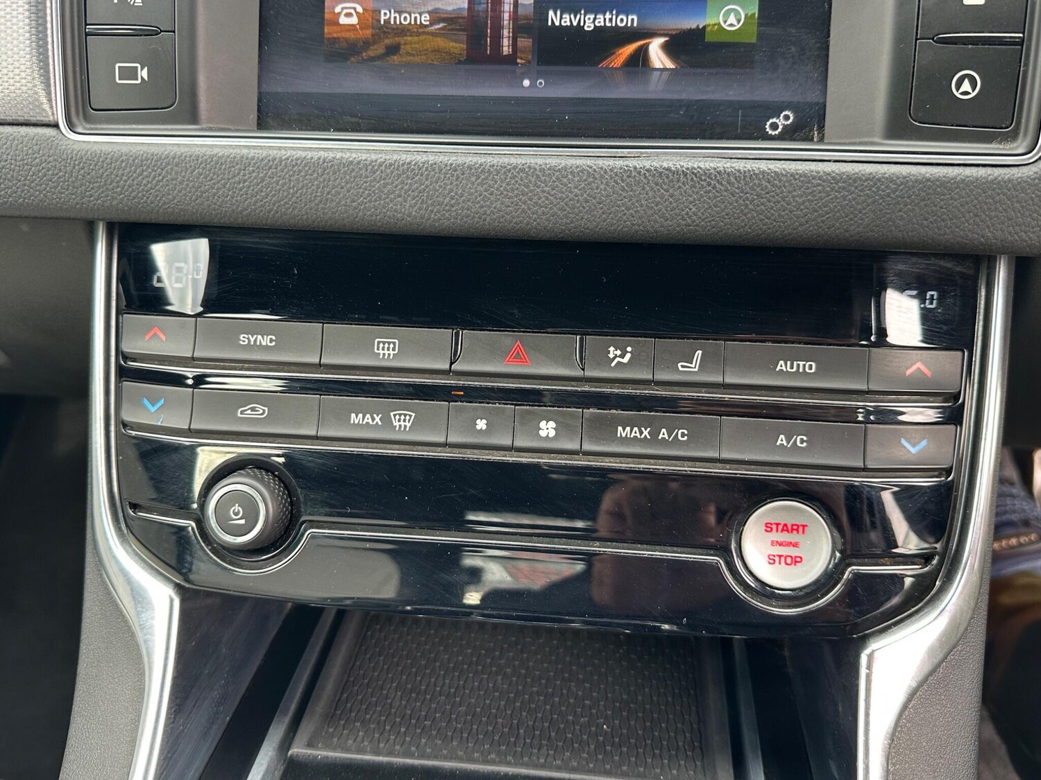 Used Jaguar XF 2016 for sale - 75751666: Photo 23