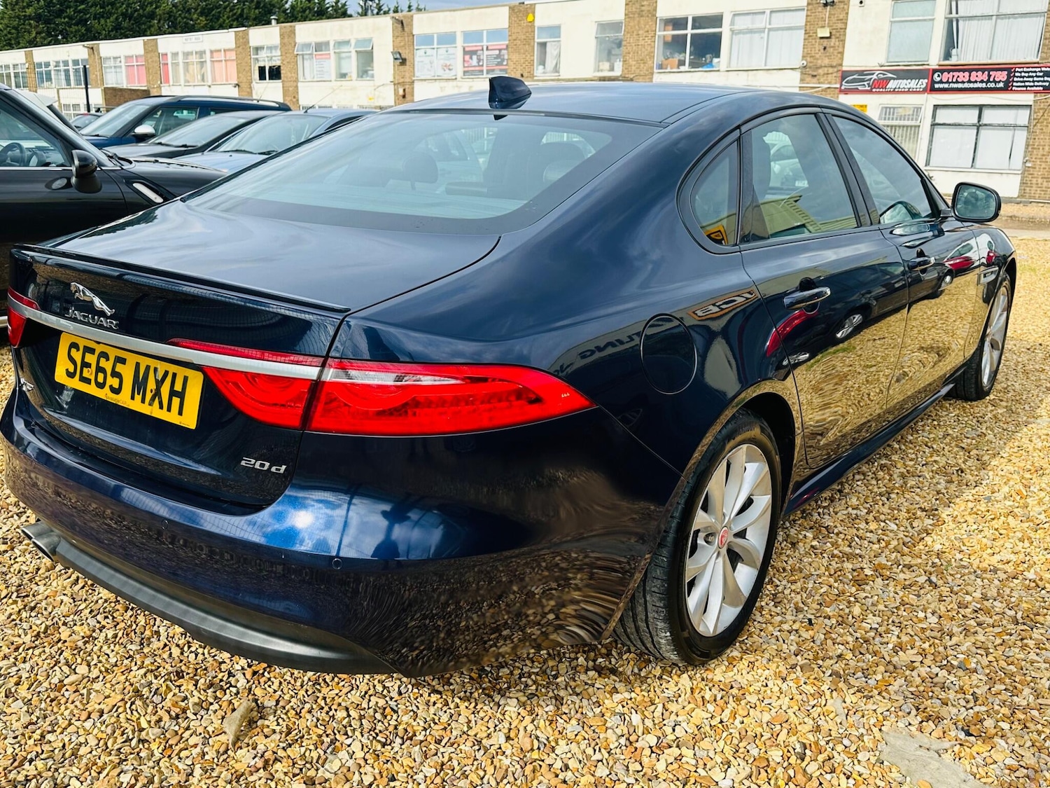 Used Jaguar XF 2016 for sale - 75751666: Photo 8