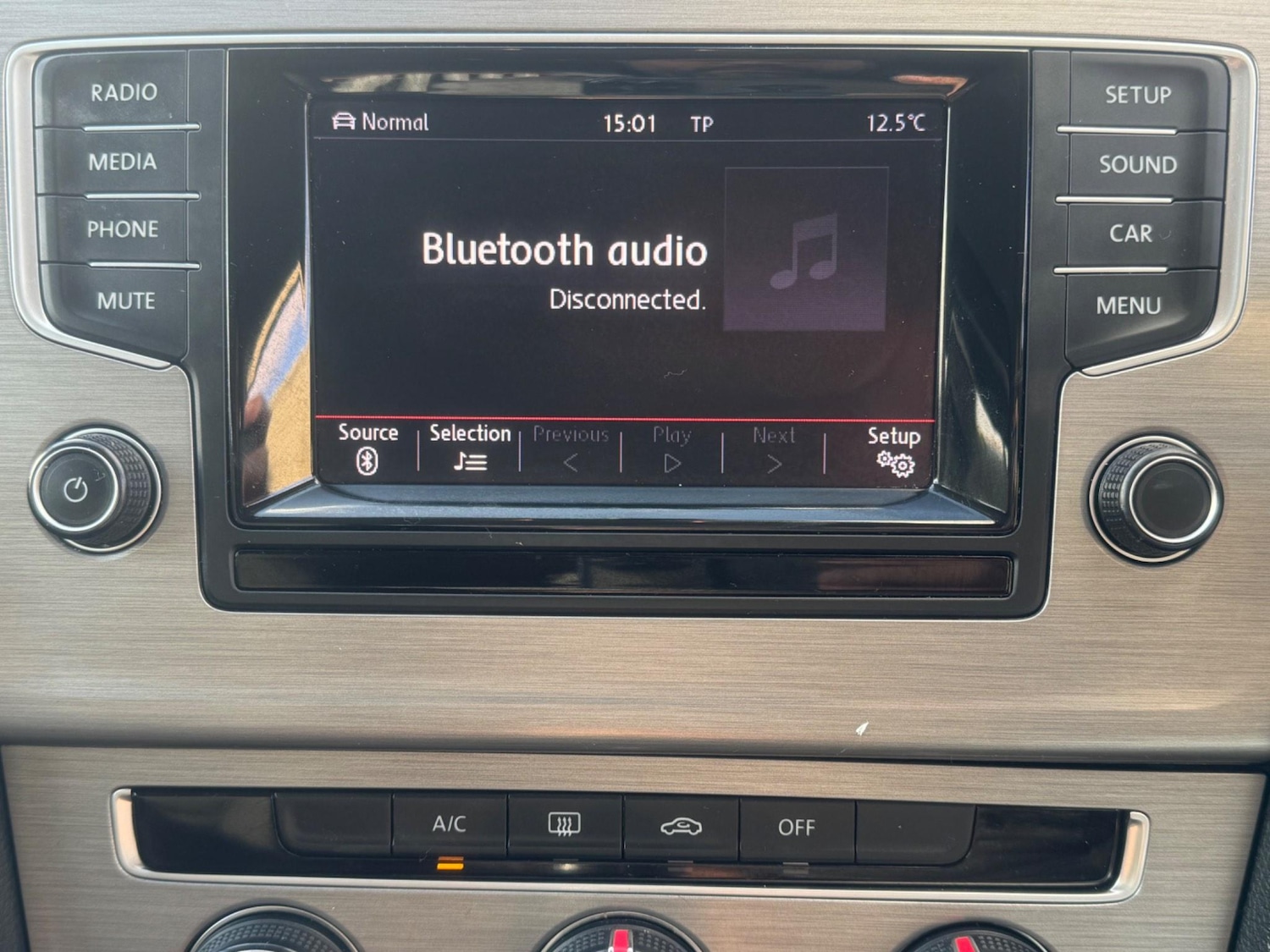 Used Volkswagen Golf 2015 for sale - 76987851: Photo 35