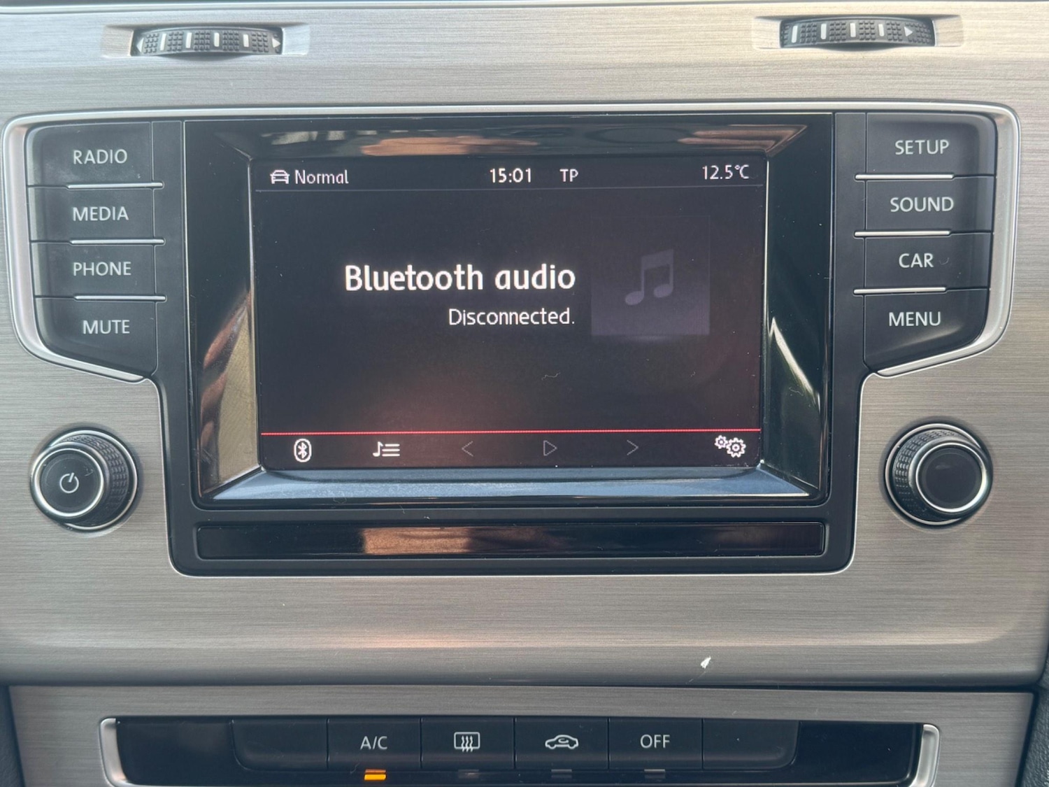 Used Volkswagen Golf 2015 for sale - 76987851: Photo 36