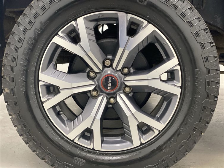 Used Isuzu D-Max 2023 for sale - 77840841: Photo 17