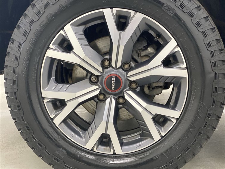 Used Isuzu D-Max 2023 for sale - 77840841: Photo 9