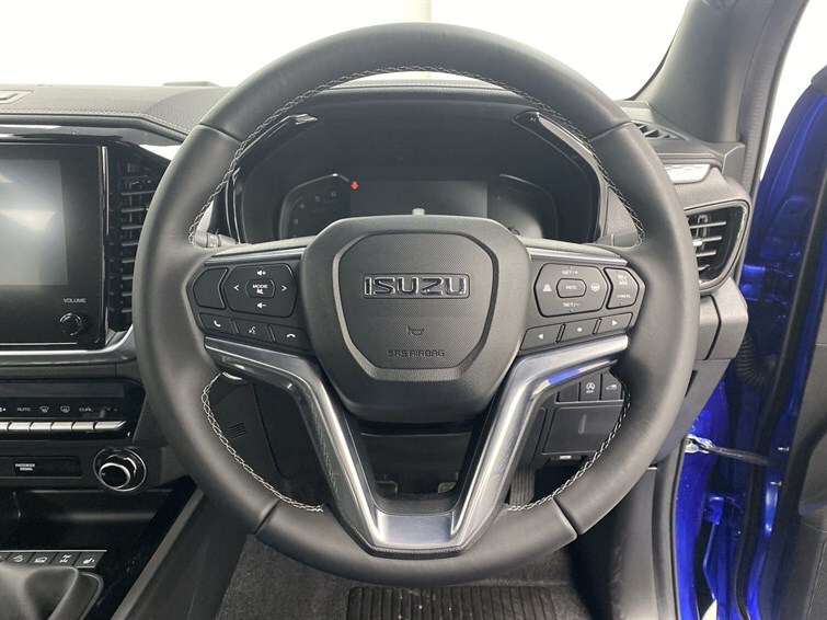 Used Isuzu D-Max 2025 for sale - 78091720: Photo 44