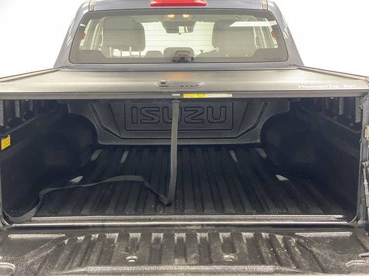 Used Isuzu D-Max 2021 for sale - 77210522: Photo 65