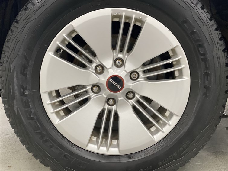 Used Isuzu D-Max 2021 for sale - 77210522: Photo 9