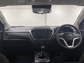 Used Isuzu D-Max 2025 for sale - 77210639: Photo