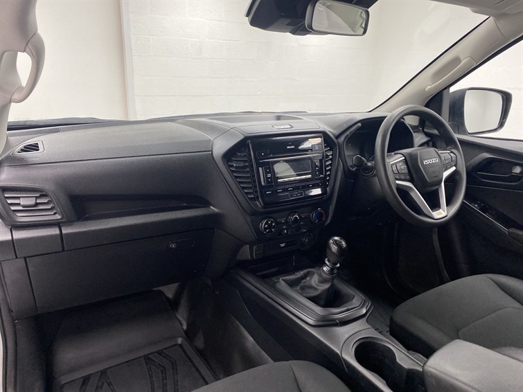 Used Isuzu D-Max 2023 for sale - 77307030: Photo 2