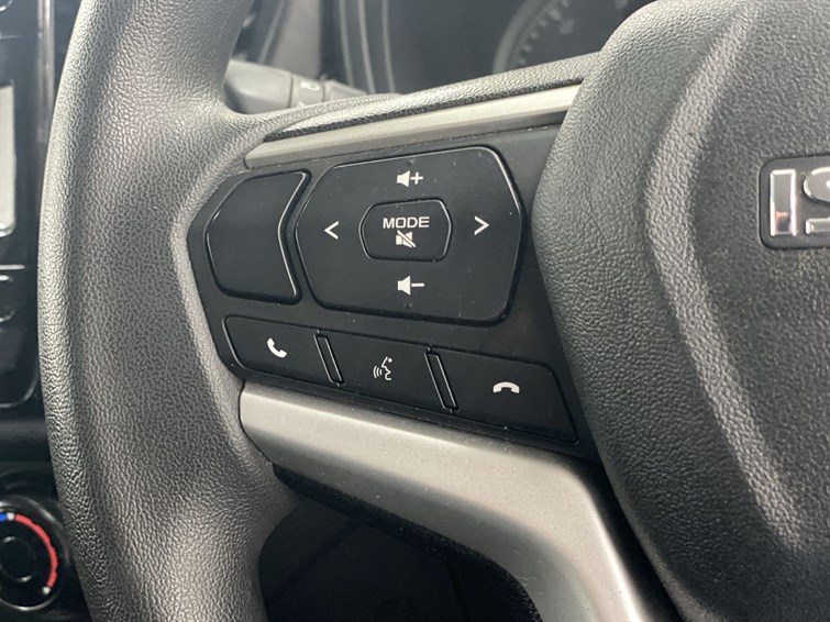 Used Isuzu D-Max 2023 for sale - 77307030: Photo 38