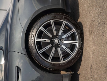 Used Porsche Taycan 2023 for sale - 79319357: Photo