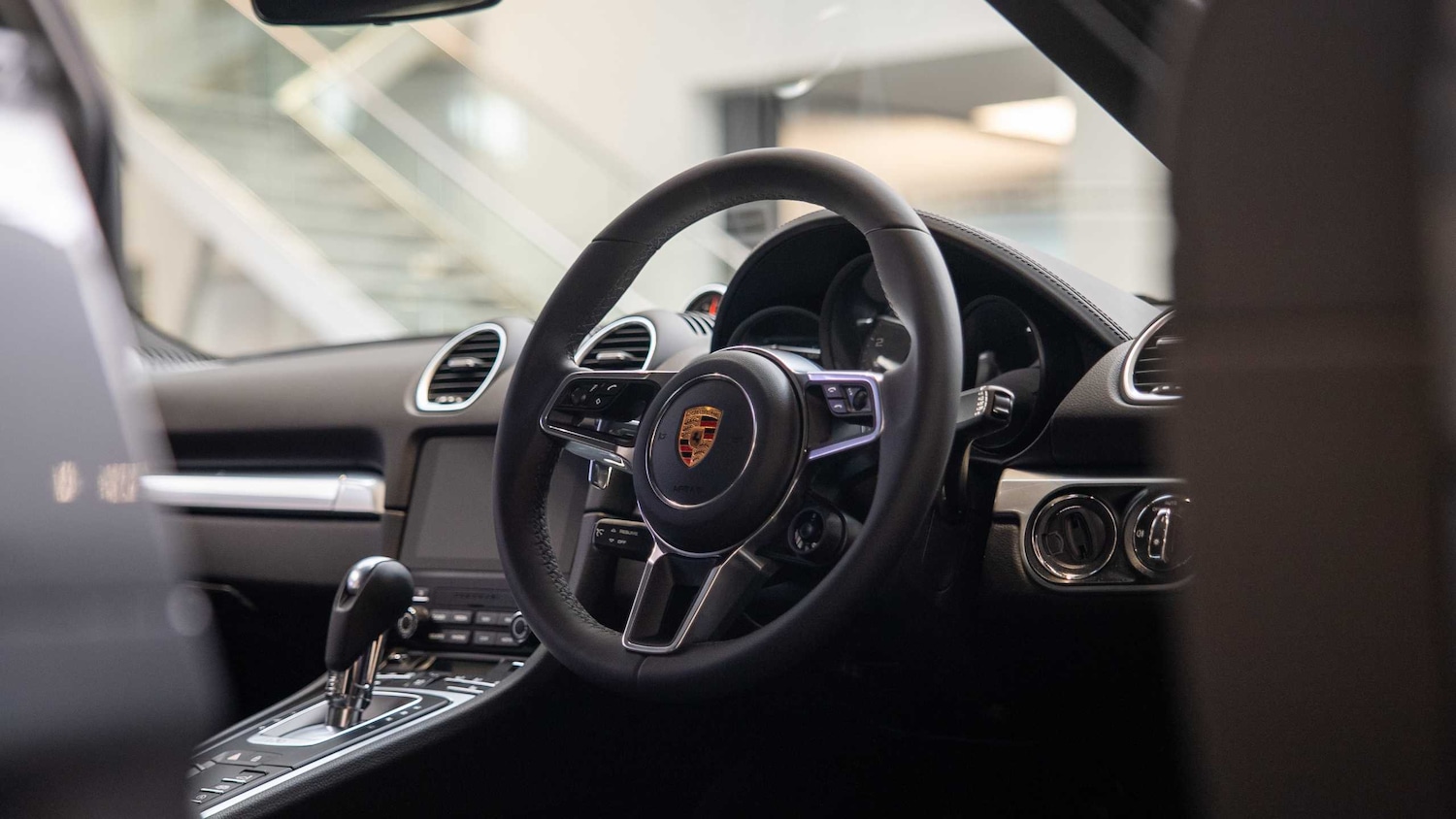 Used Porsche Cayman 2025 for sale - 76475767: Photo 16