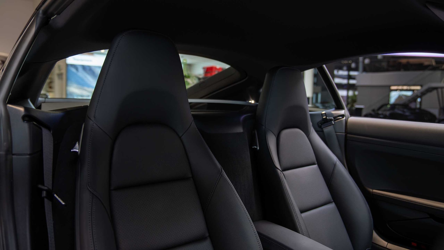 Used Porsche Cayman 2025 for sale - 76475767: Photo 22