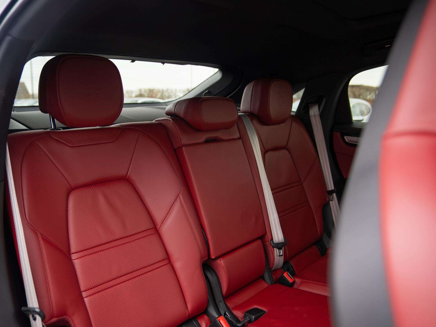 Used Porsche Cayenne 2023 for sale - 77811057: Photo 11