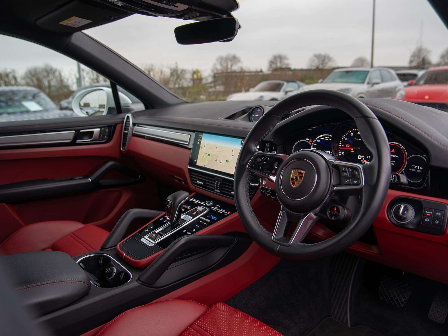 Used Porsche Cayenne 2023 for sale - 77811057: Photo 3