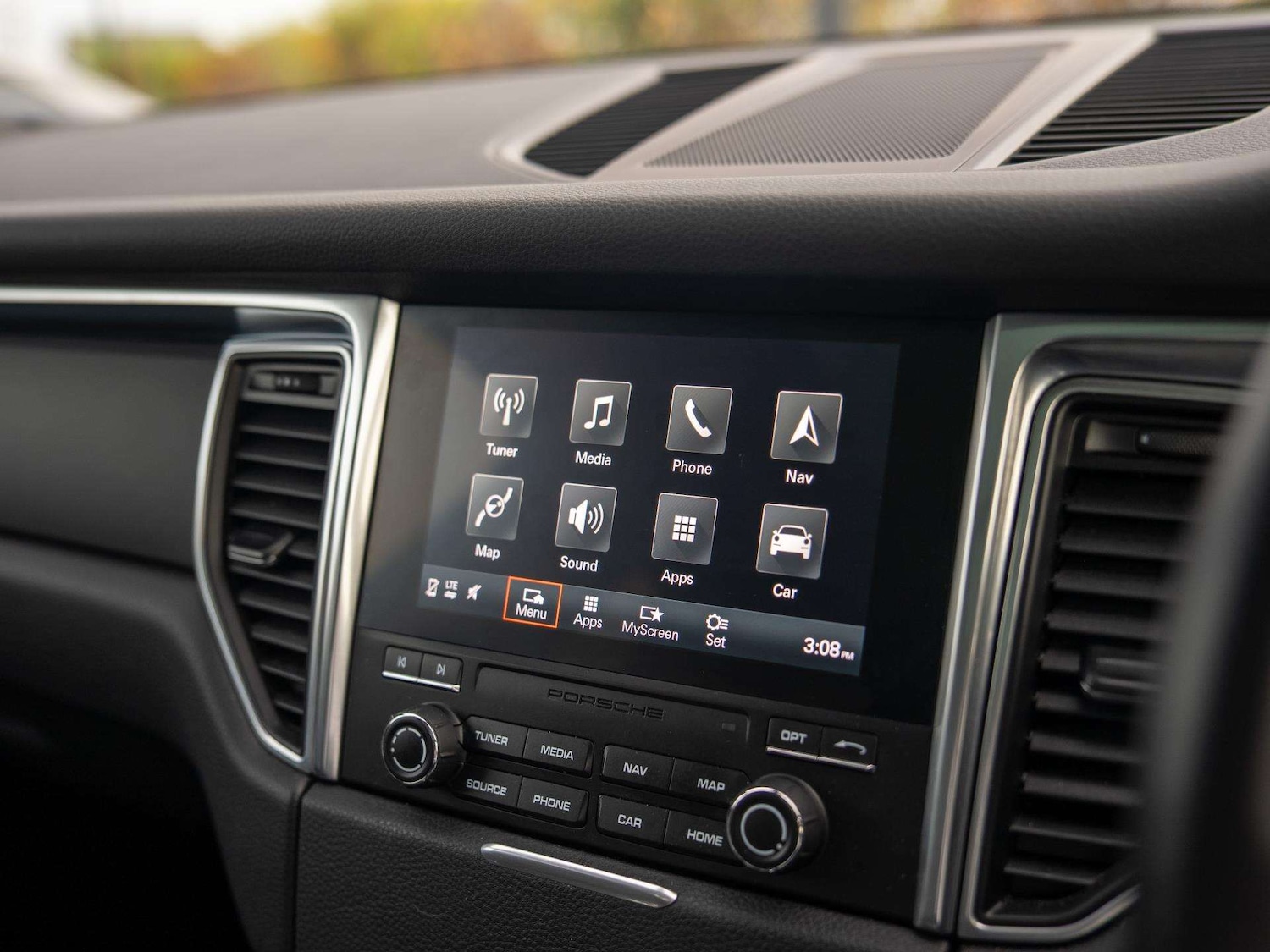 Used Porsche Macan 2017 for sale - 76553258: Photo 17