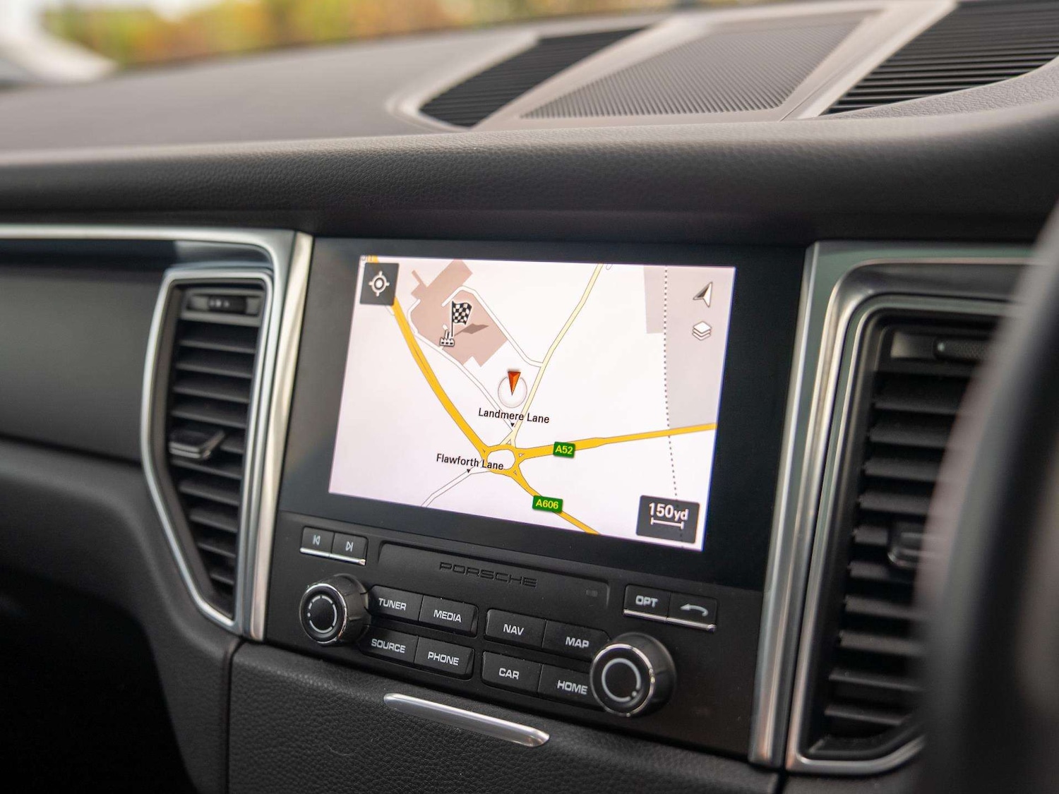 Used Porsche Macan 2017 for sale - 76553258: Photo 19