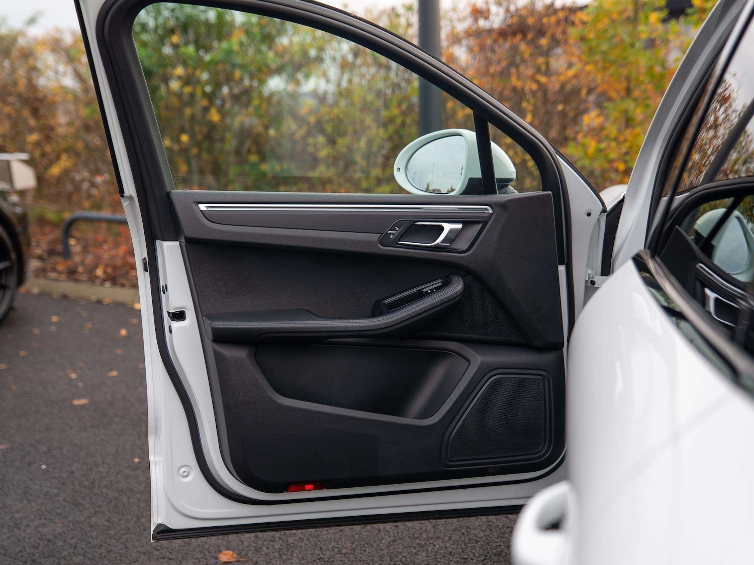 Used Porsche Macan 2017 for sale - 76553258: Photo 31