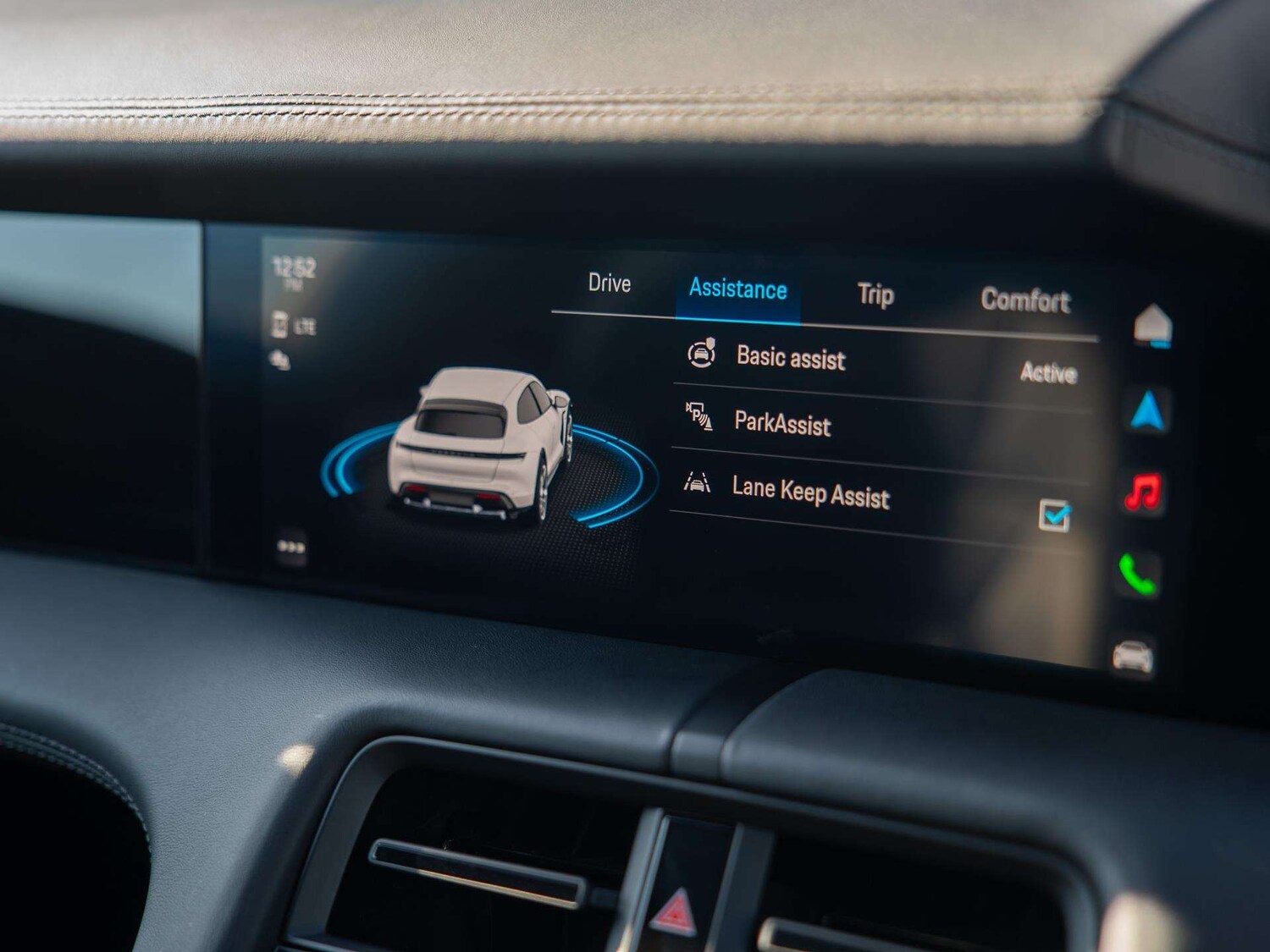 Used Porsche Taycan 2022 for sale - 78023919: Photo 16