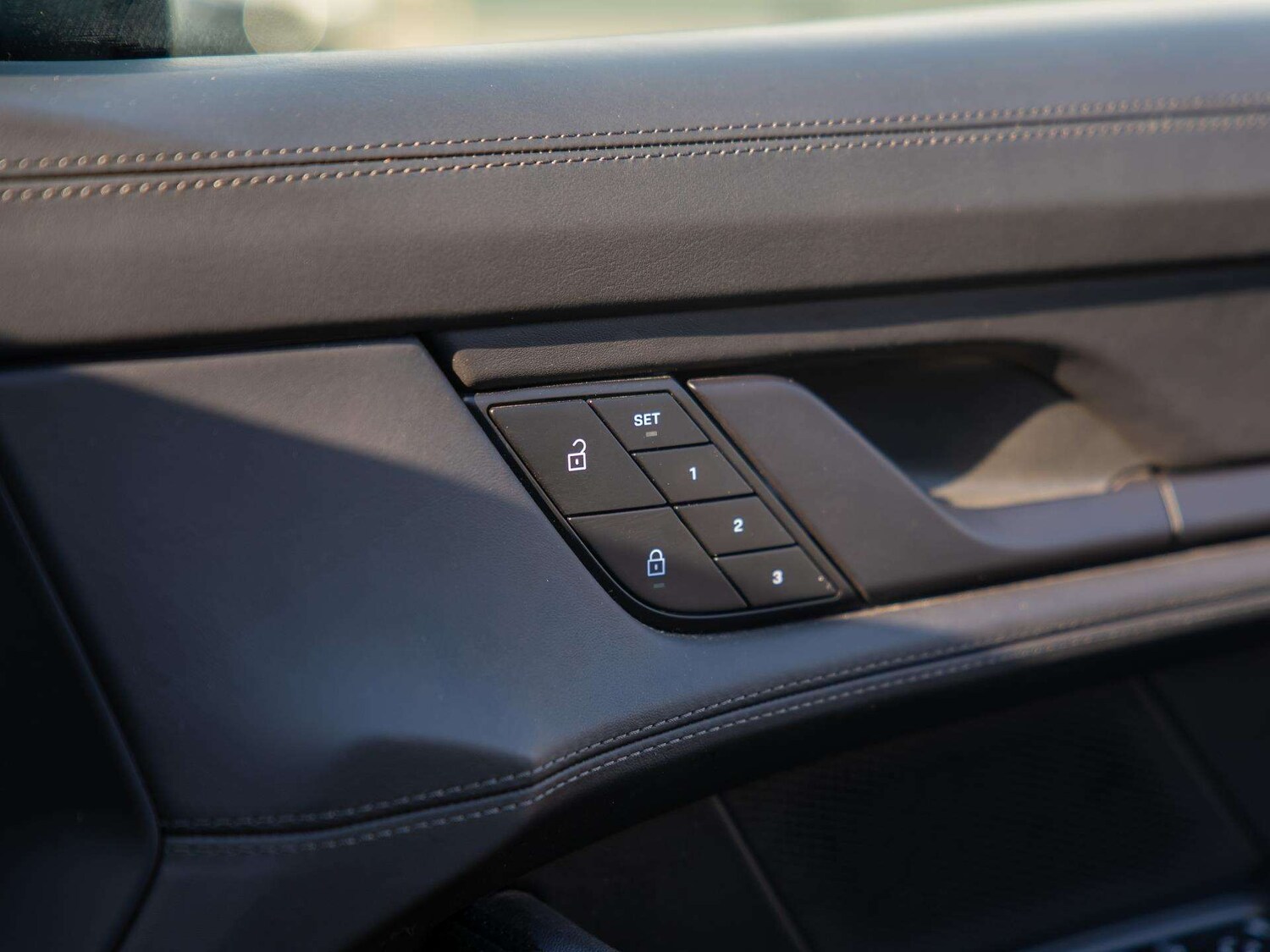 Used Porsche Taycan 2022 for sale - 78023919: Photo 31