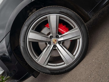 Used Porsche Macan 2023 for sale - 78812644: Photo