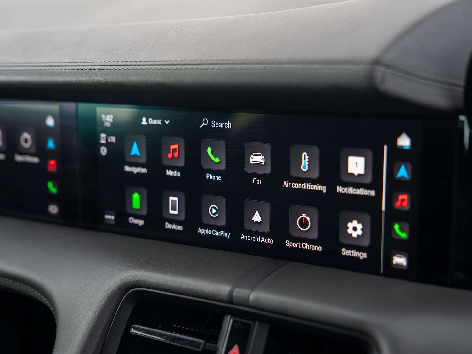 Used Porsche Taycan 2021 for sale - 78089949: Photo 14