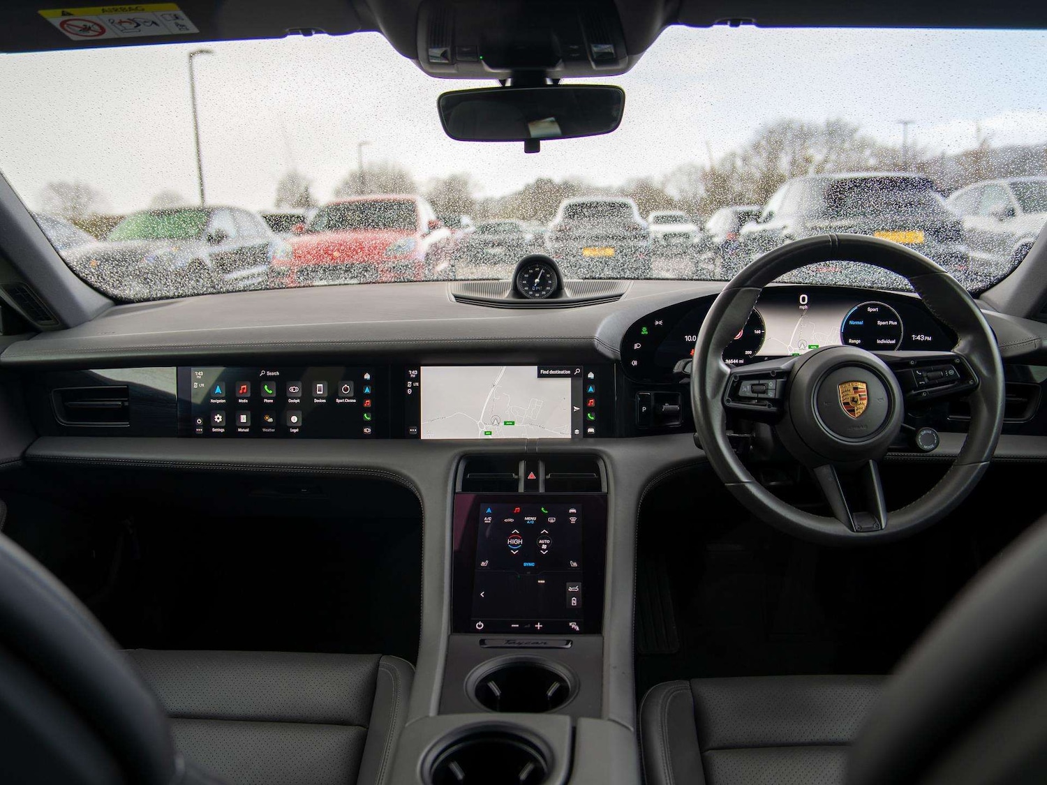 Used Porsche Taycan 2021 for sale - 78089949: Photo 3