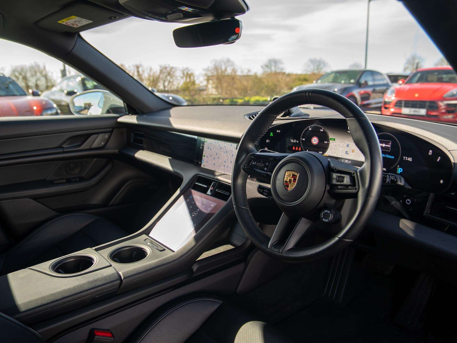 Used Porsche Taycan 2022 for sale - 77942875: Photo 11